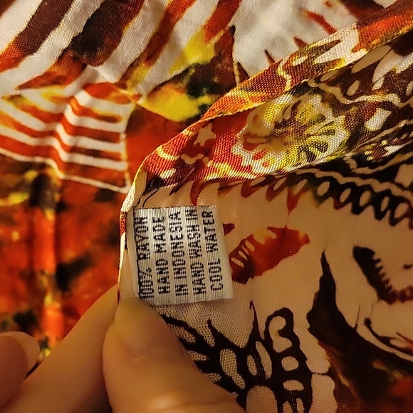 Beautiful sarong - Picture 2 of 5